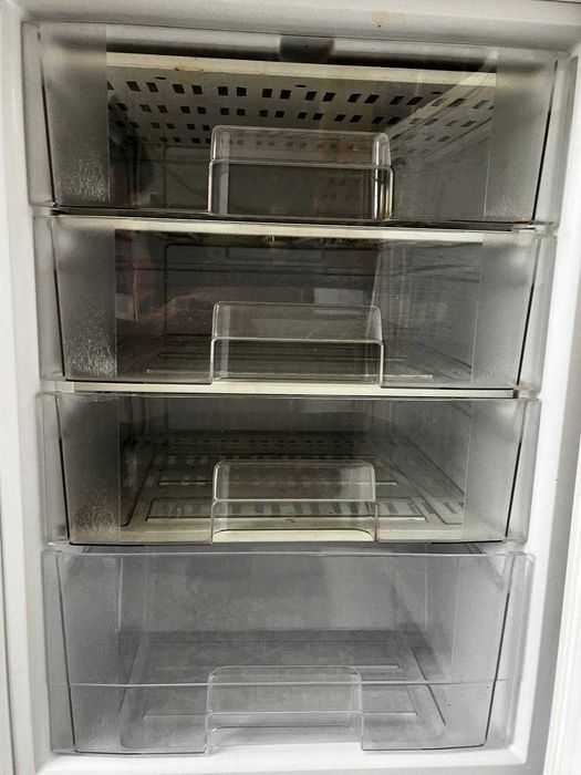Продам морозильную камеру БИРЮСА 14