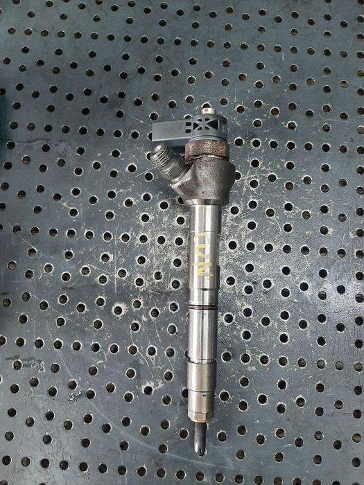 Injector 2.0 tdi audi q3 8u a3 8v a4 b8 a5 seat leon ateca skoda karoq octavia 3 0445110471 04l130277ae