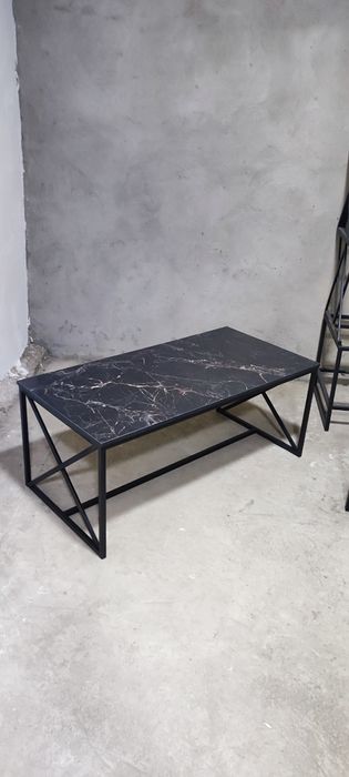 Журнальный столик в стиле лофт