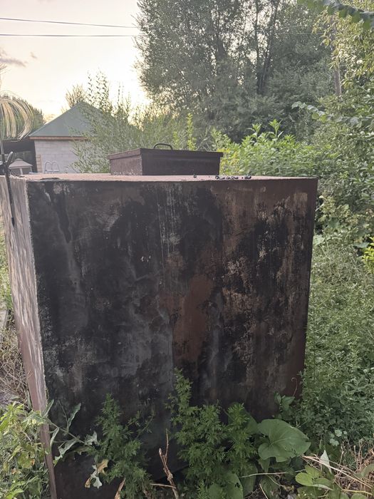 Продам железную емкость