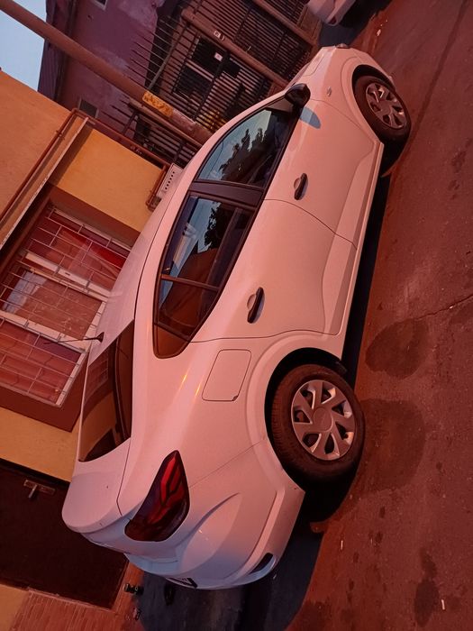 Vând piese logan 3 an 2021