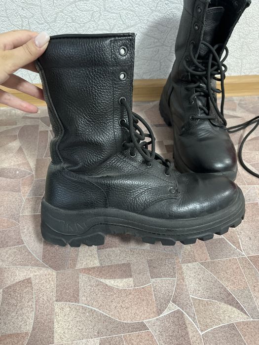 Продам берцы 39р
