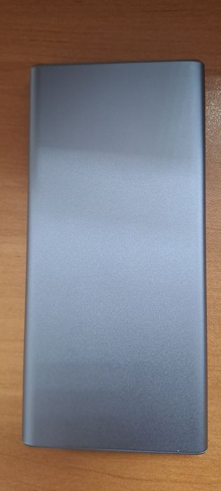 продам повербанк SAMSUNG 10000