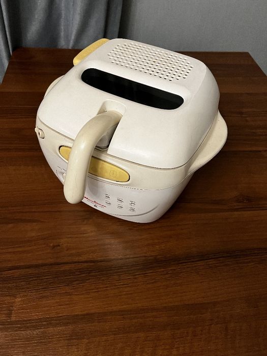 Фритюрница Moulinex AKE 1 Fridelys