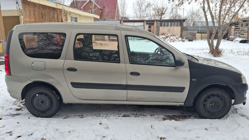 Лада Ларгус 2014 г.в.