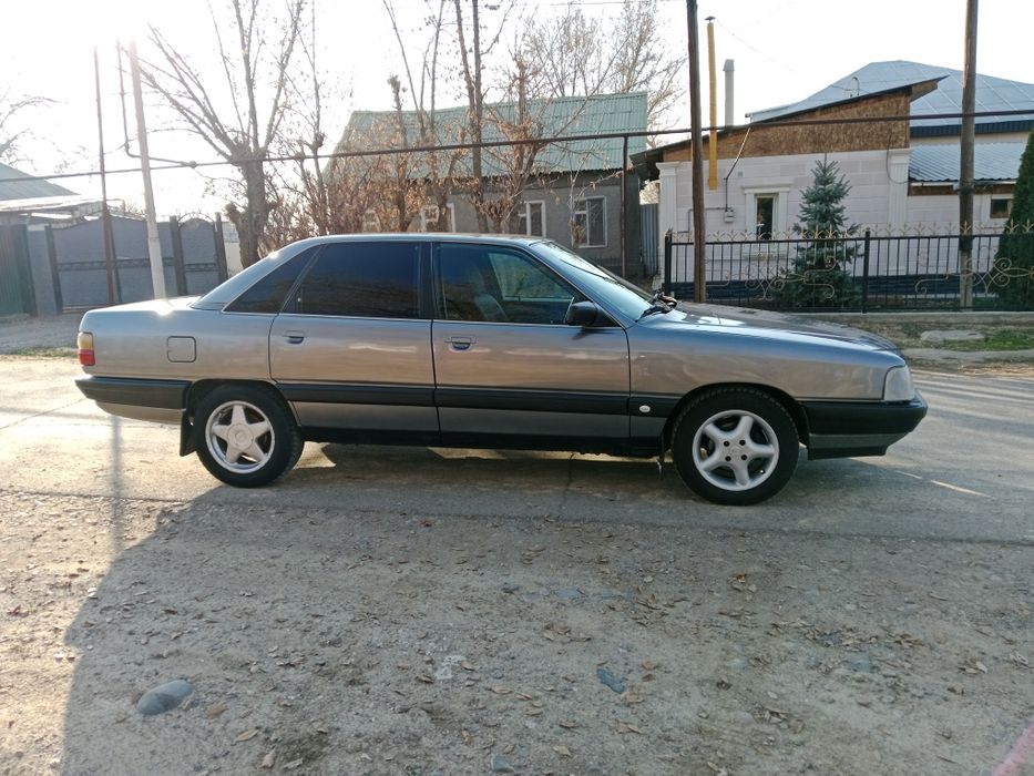 Ауди 100, жагдайы жаксы