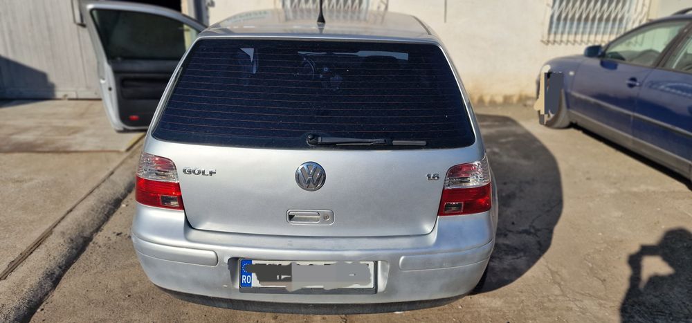VOLKSWAGEN Golf 2000 — imagine 2