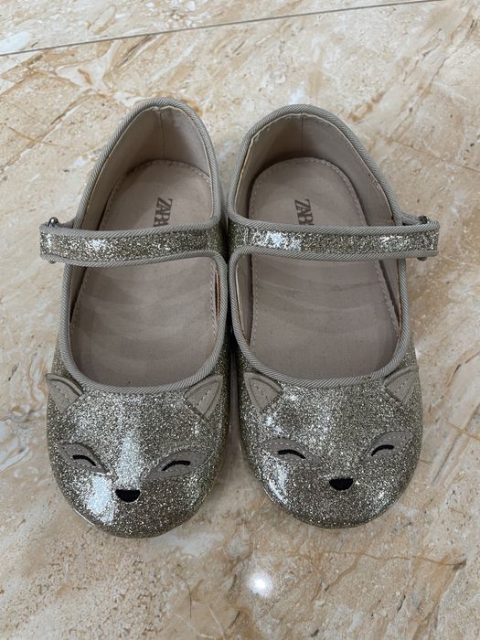 детски обувки zara