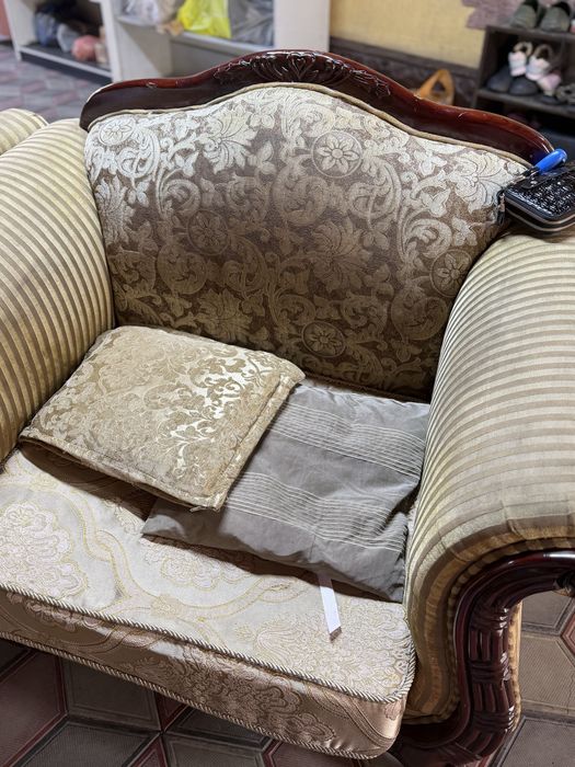 Мягкий гарнитур для гостиной