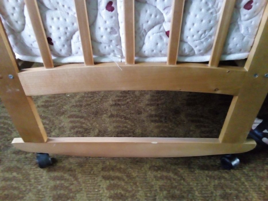 Манеж детский деревянный