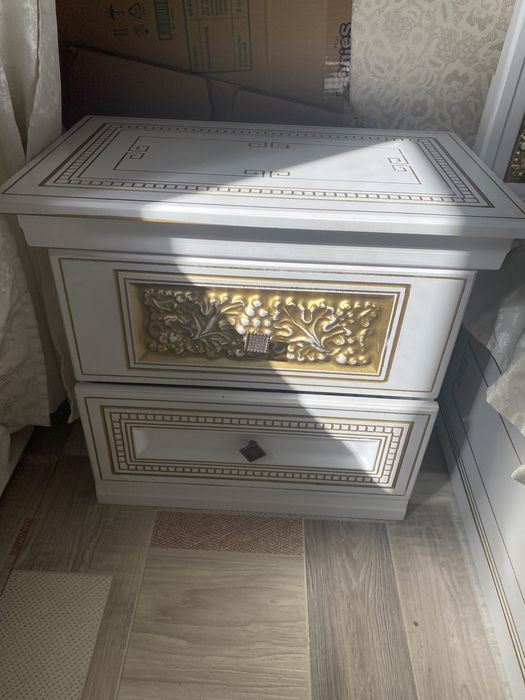 Продам Спальный гарнитур (ТОРГ)