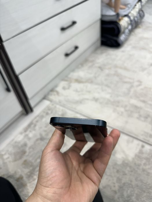 Iphone Apple 13 qora 128 gb radnoy karobka ideal