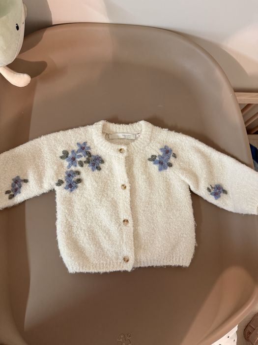 Нова бебешка жилетка Zara 3-6 м.