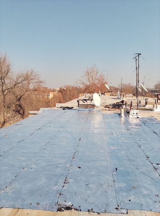 Предоставляем услуги по ремонту кровли и подъездов