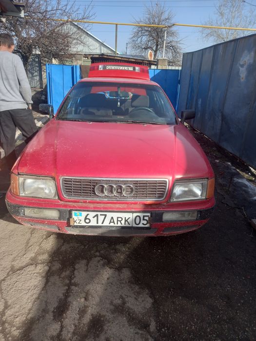 Продаётся  ауди80 б4