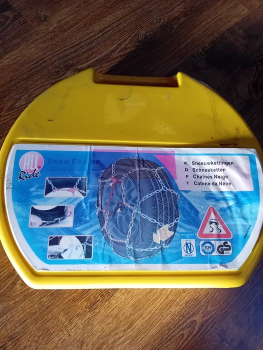 Vând lanturi auto 12mm