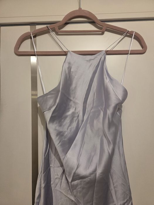 Rochie saten eleganta cu spatele gol