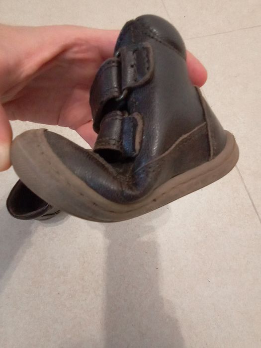 Ghete piele naturala Lasocki mar 20 si 21