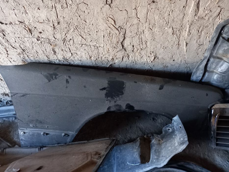 Мерс 190 разбор запчасть