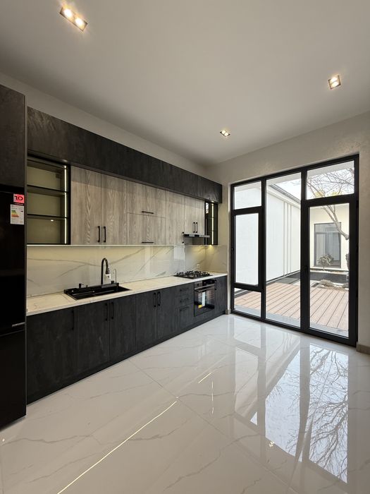 Чилонзорда 6 хонали кириб яшийдиган тайёр ховли сотилади!