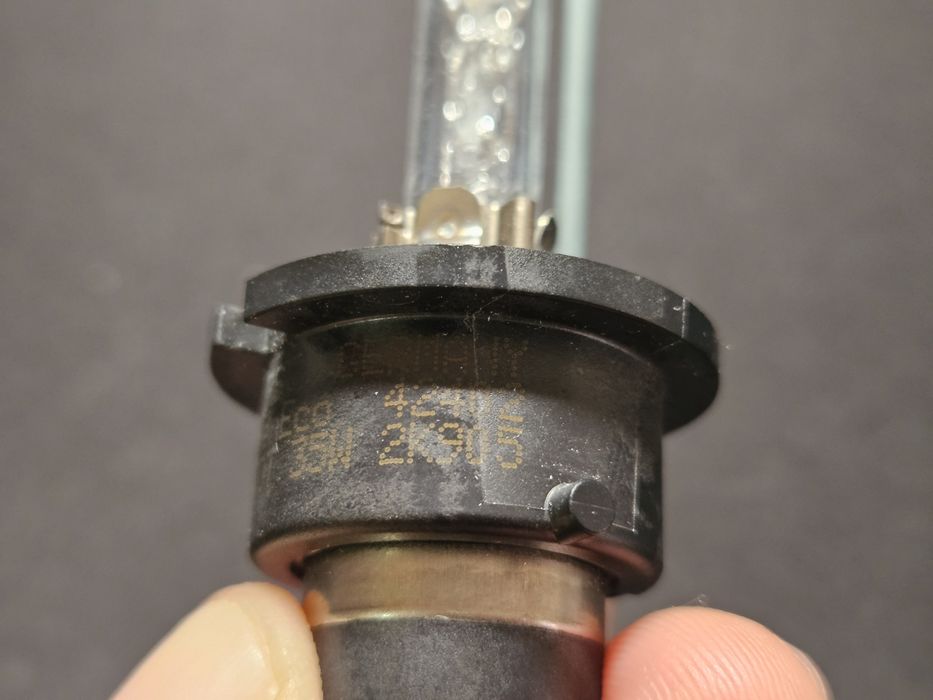 Ксенонови крушки Philips D4S 35w