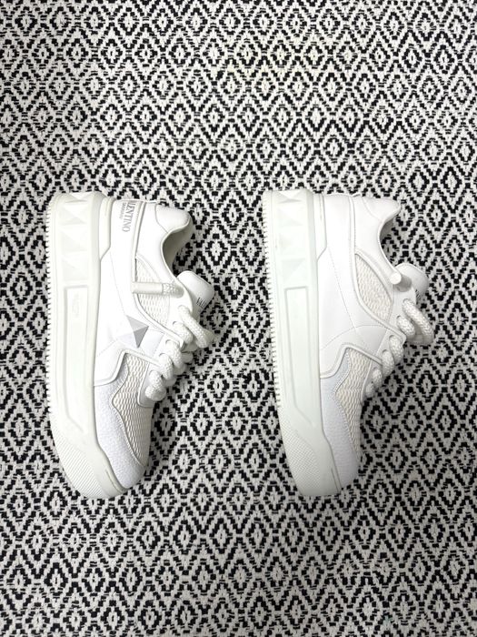 Valentino Garavani one stud xl