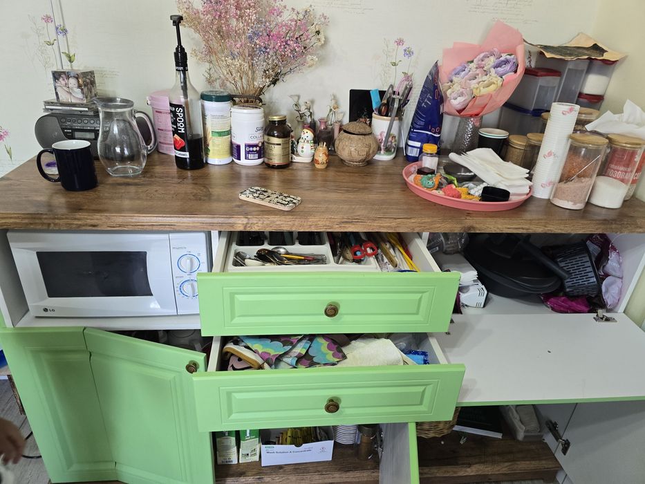 Комот зеленого цвета