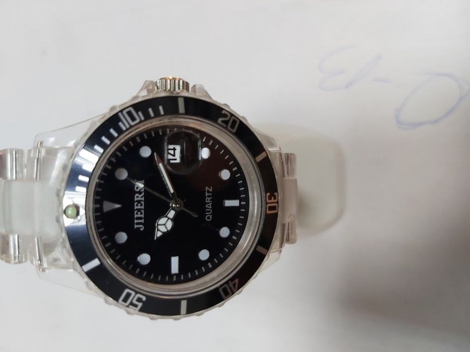 Ceas cu Data Antiacvatic