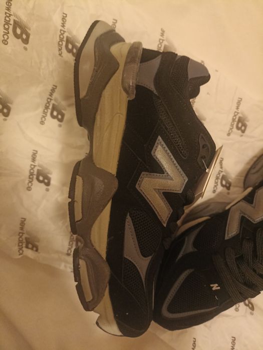 Adidasi new balance 9060