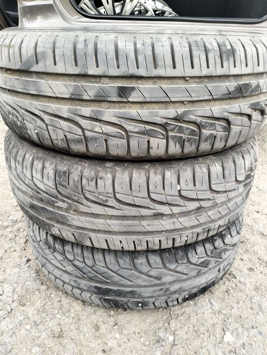 Продаю шины в хорошем Сост.