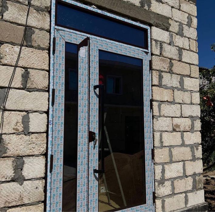 Пластиковые окна двери  УСТАНОВКА