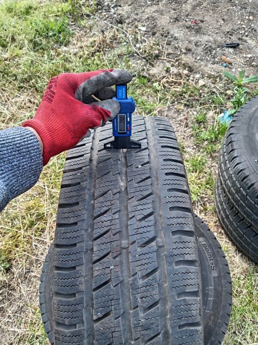 Set 4 bucăți 215 65 R16C jante Renault trafic