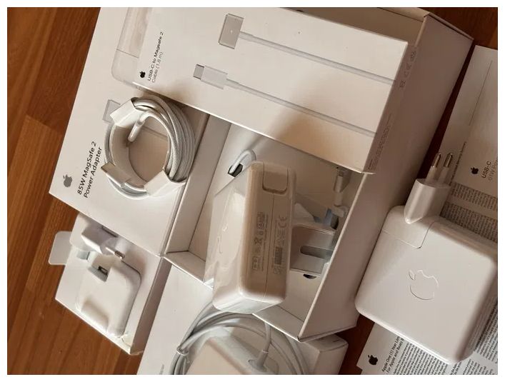 - от MacBook 60W - зарядка, блок питания, щнур на макбук.