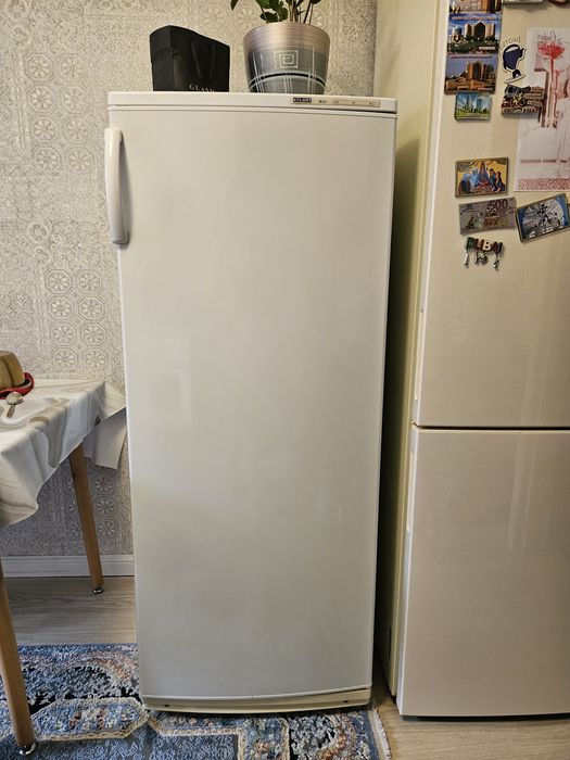 Морозильник Атлант на запчасти