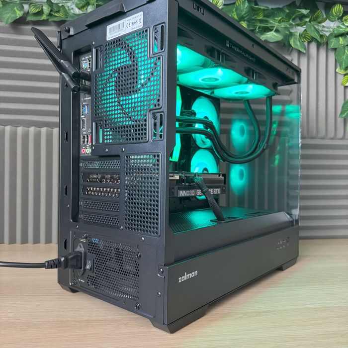 ЛИЗИНГ! Нова геймърска машина Ryzen 7 9700X | RTX 5070 | 32GB DDR5