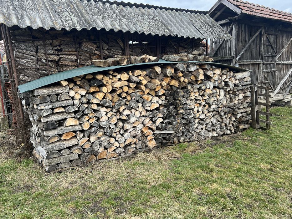 Vand lemn de foc esența tare,uscat ,tăiat pt centrala