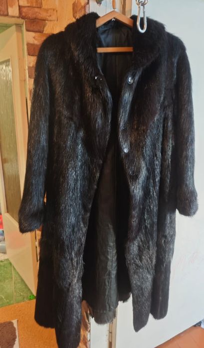 Продам натуральную шубу