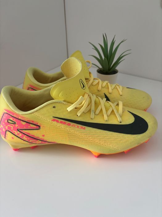 Ghete de fotbal nike marime 40