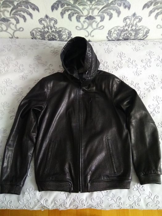 Кожаная мужская куртка