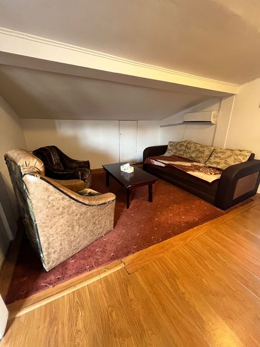 Inchiriez apartament cu 4 camere pretabil pentru grup de studenti