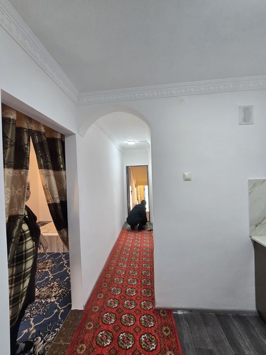 1 xonali kvartira sotiladi