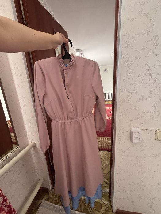 Продам платье, бу очень красивые