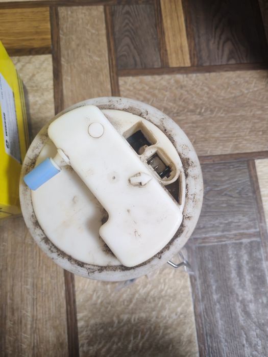 Продам бензонасос рено дастер