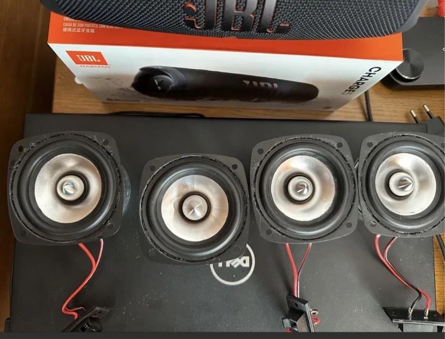 Reparații sateliți Logitech Z-5500/Z906
