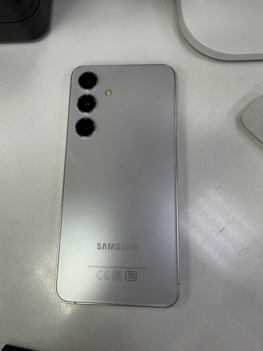 Продам samsung s 24