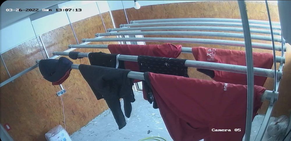 Inchiriez Hala Metalica