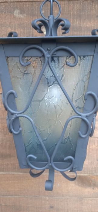 Нов голям метален фенер