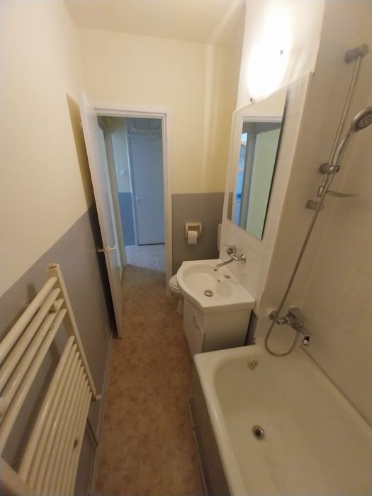 De inchiriat garsoniera confort 1