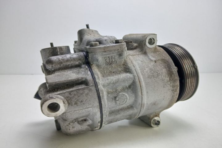 Compresor clima  1K0820859F Volkswagen VW Golf a 5-a generatie seria