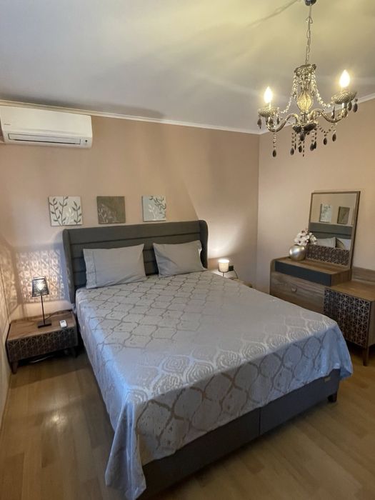 Дава се под наем Двустаен апартамент в Варна, м-т Траката - 80 кв.м за 650 € - Снимка #5